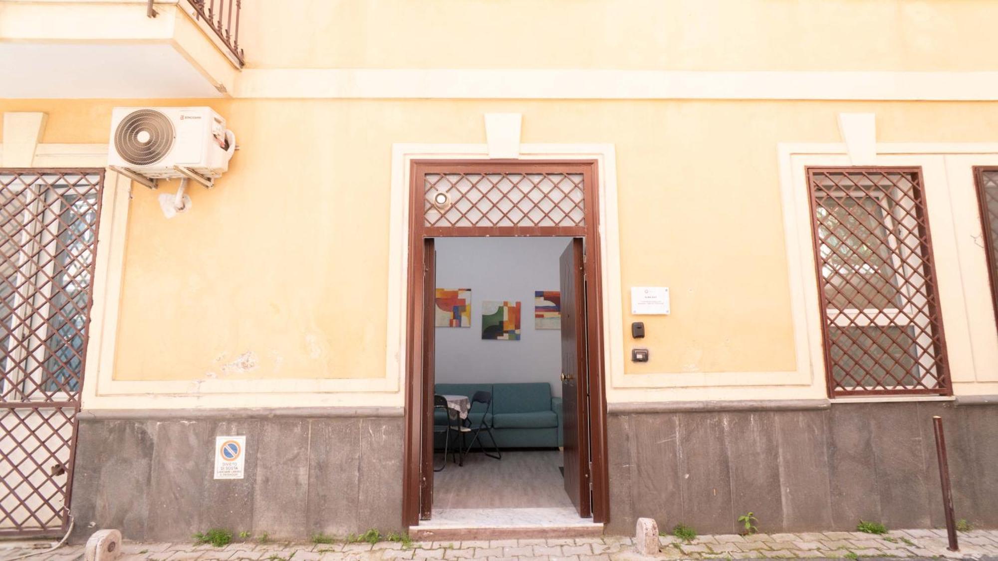 Casa Vacanze Alma B&B Grazioso Appartamento Sul Lungomare Di Pozzuoli A 300Mt Dal Centro E Dal Rione Terra By Movery Dış mekan fotoğraf