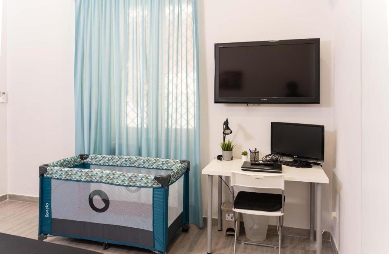 Casa Vacanze Alma B&B Grazioso Appartamento Sul Lungomare Di Pozzuoli A 300Mt Dal Centro E Dal Rione Terra By Movery Dış mekan fotoğraf