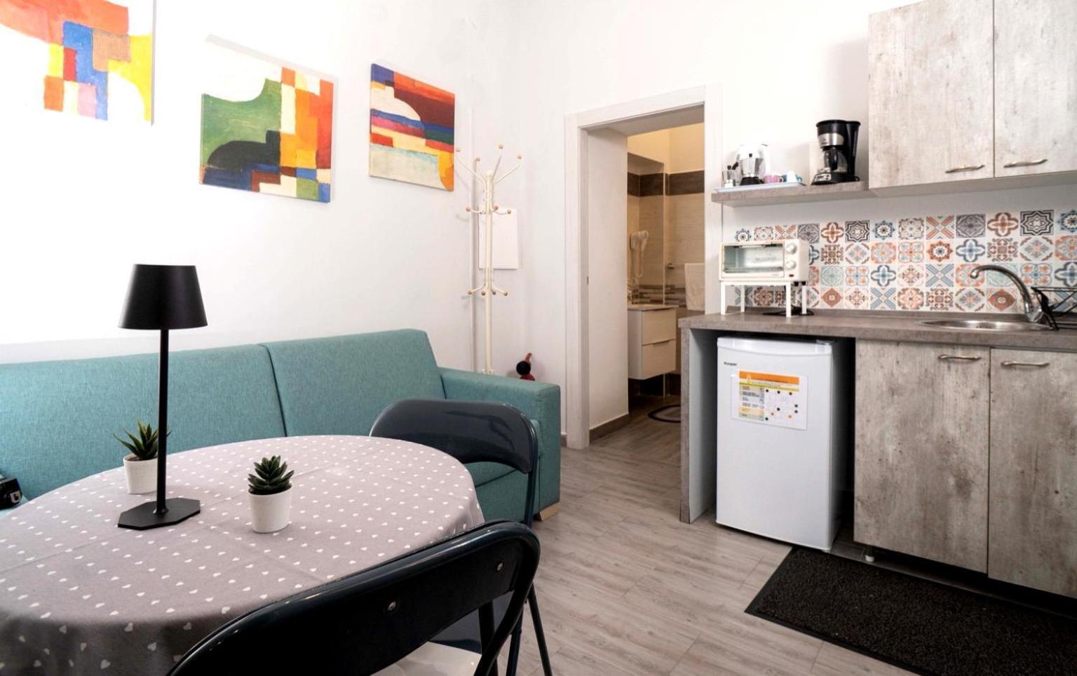 Casa Vacanze Alma B&B Grazioso Appartamento Sul Lungomare Di Pozzuoli A 300Mt Dal Centro E Dal Rione Terra By Movery Dış mekan fotoğraf